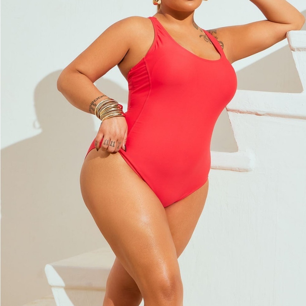 Red Favorite Summer Racerback One-Piece Swimsuit - Picture 3 of 5